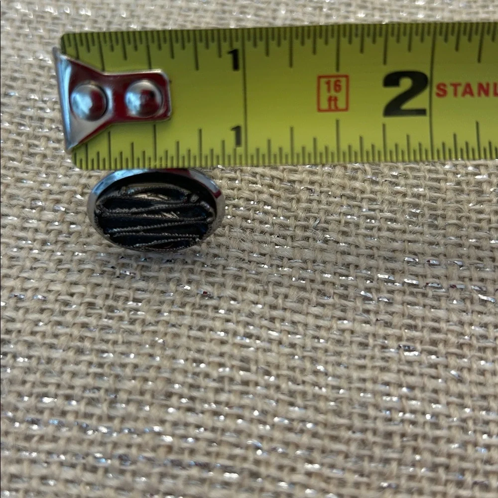 Vintage Oval Black and Silvertone Cuff Links